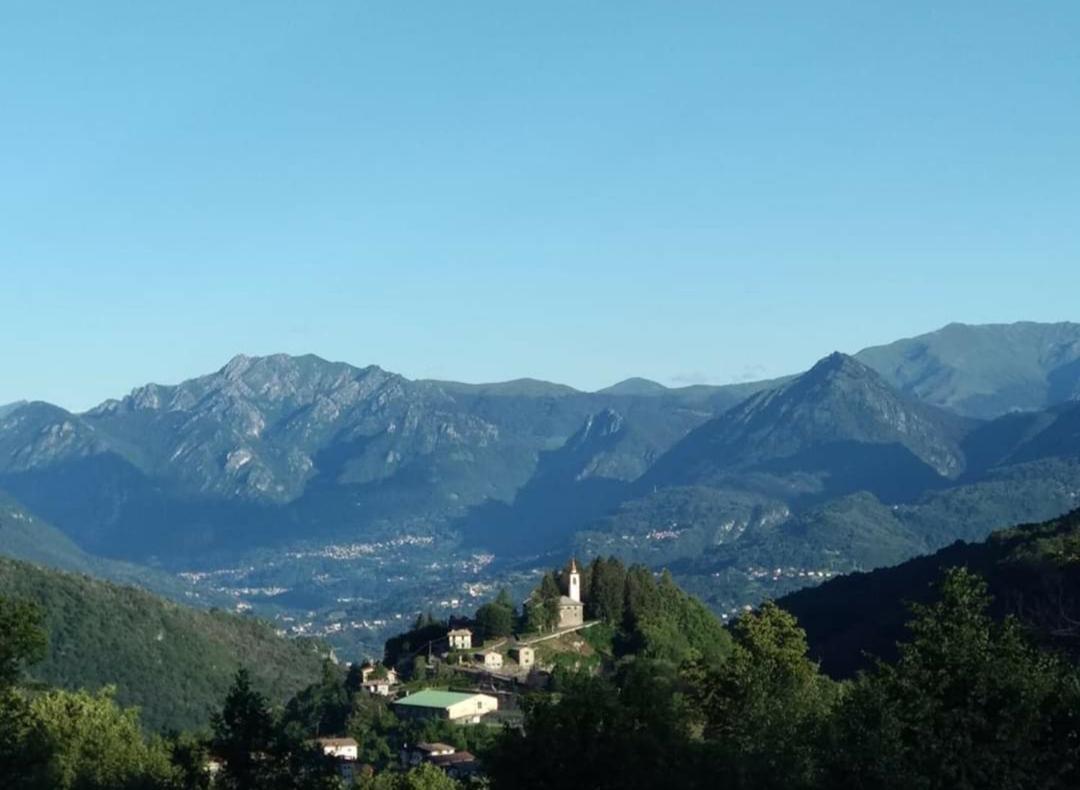 شقة Esino Lario  في Mansarda Fra Monte E Lago المظهر الخارجي الصورة